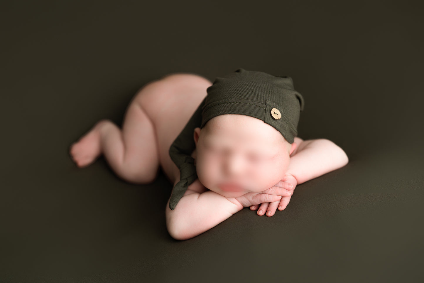 Newborn Backdrop Beanbag Hat Wrap green dark Set monochrome